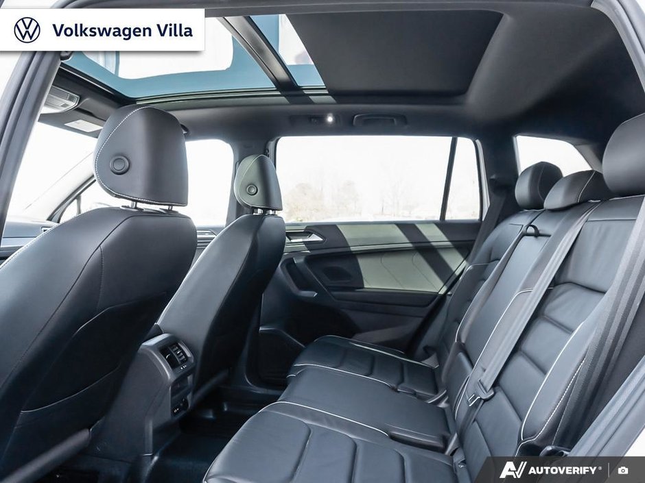 2021 Volkswagen Tiguan Highline 2.0T 8sp at w/Tip 4M-23