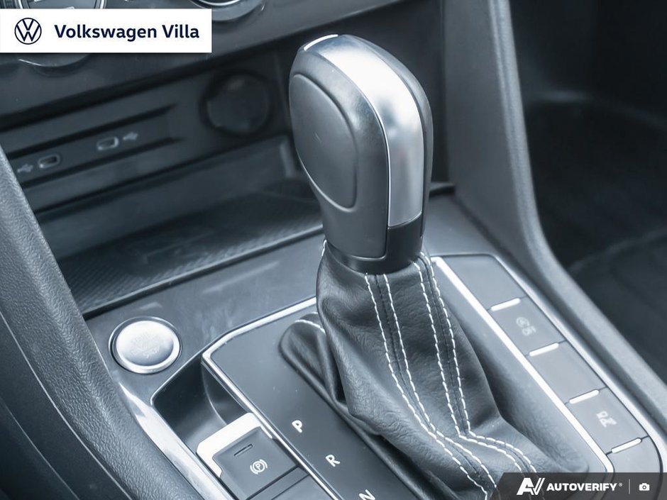 2021 Volkswagen Tiguan Highline 2.0T 8sp at w/Tip 4M-18