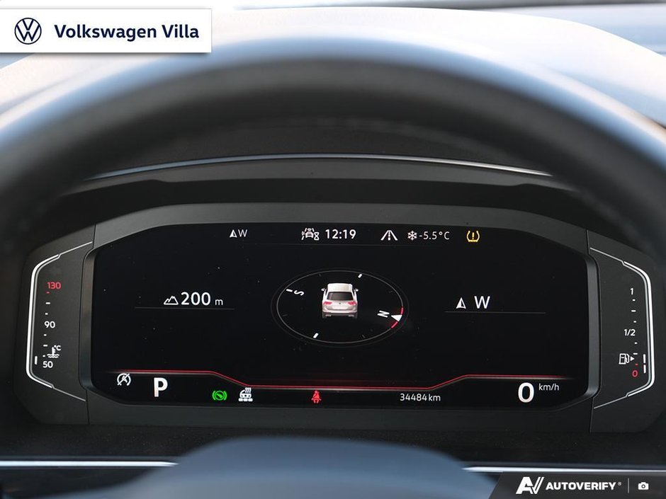 2022 Volkswagen Tiguan Highline 2.0T 8sp at w/Tip 4M-14