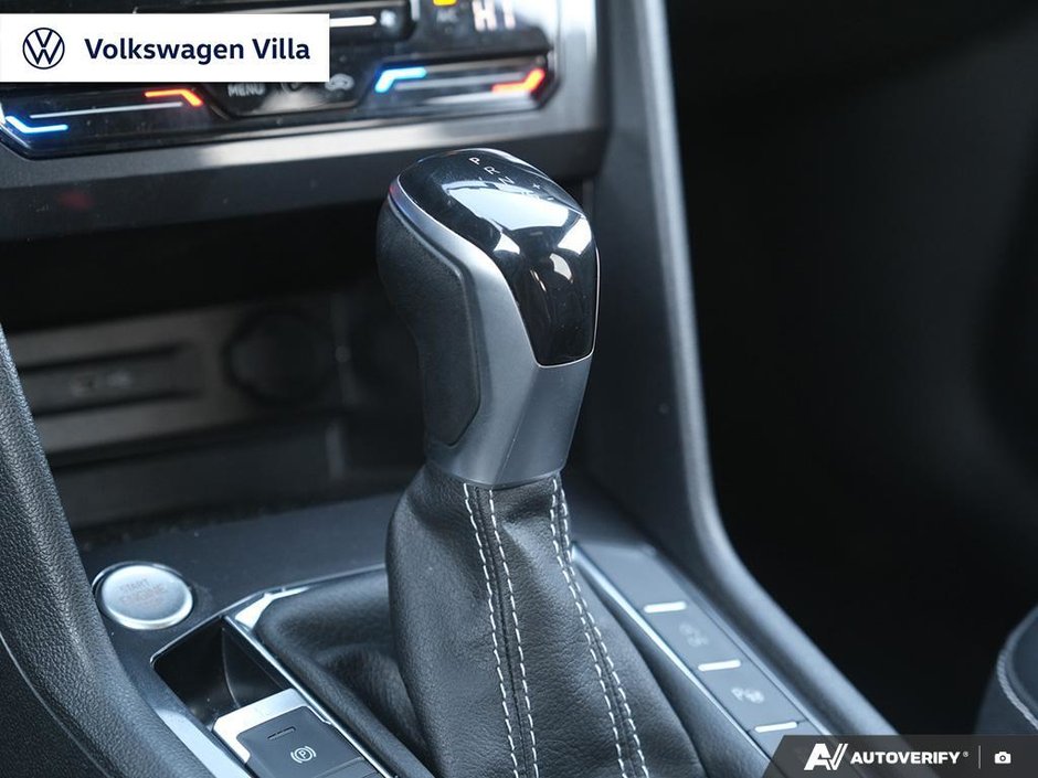 2022 Volkswagen Tiguan Highline 2.0T 8sp at w/Tip 4M-18