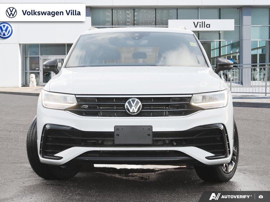 2023 Volkswagen Tiguan Comfortline R-Line Black 2.0T 8sp at w/Tip 4M-1