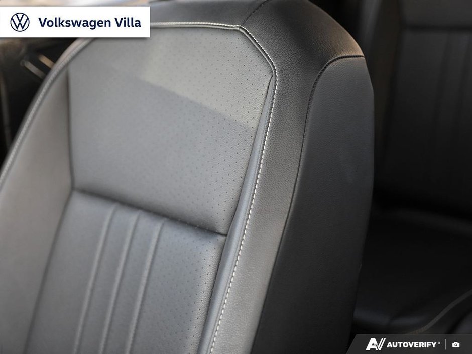 2023 Volkswagen Tiguan Comfortline R-Line Black 2.0T 8sp at w/Tip 4M-23