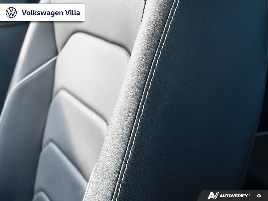 2023 Volkswagen Tiguan Highline 2.0T 8sp at w/Tip 4M-22