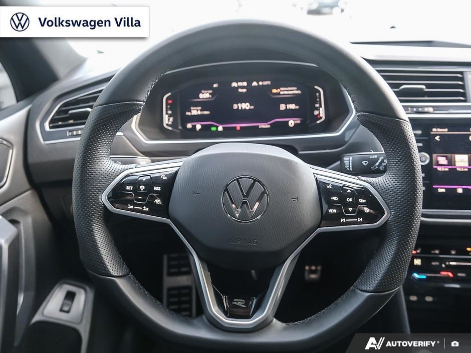 2023 Volkswagen Tiguan Comfortline R-Line Black 2.0T 8sp at w/Tip 4M-13