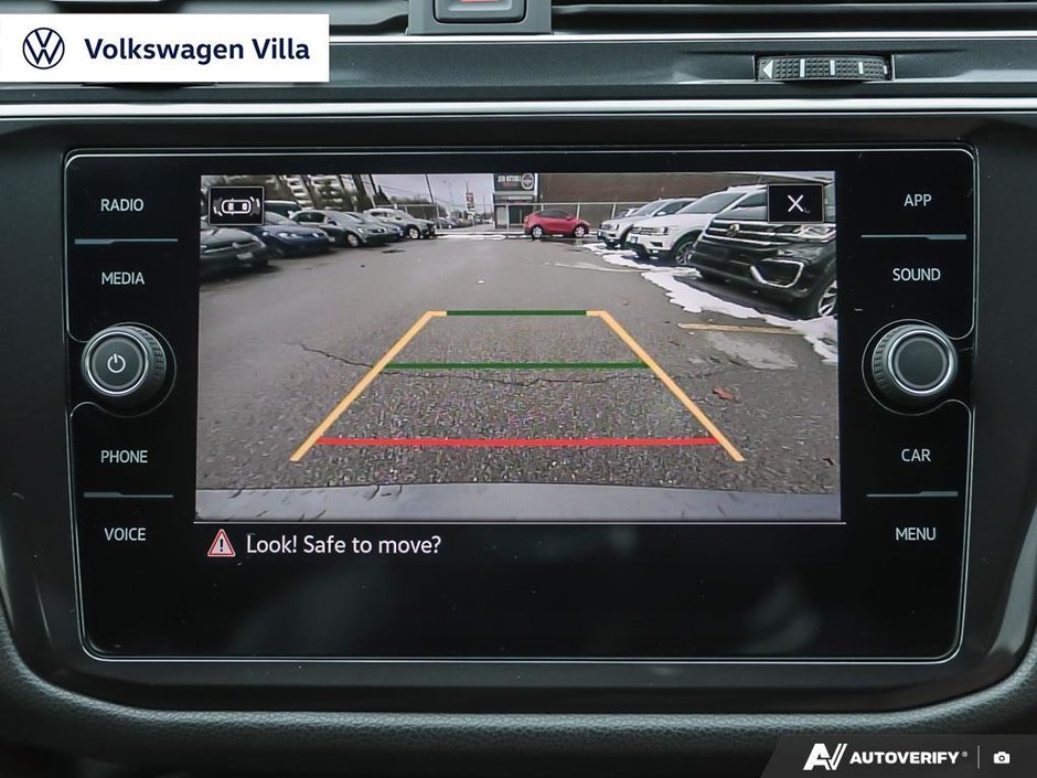 2024 Volkswagen Tiguan Comfortline R-Line Black 2.0T 8sp at w/Tip 4M-26