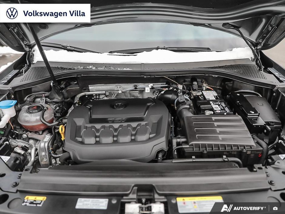 2024 Volkswagen Tiguan Comfortline R-Line Black 2.0T 8sp at w/Tip 4M-7