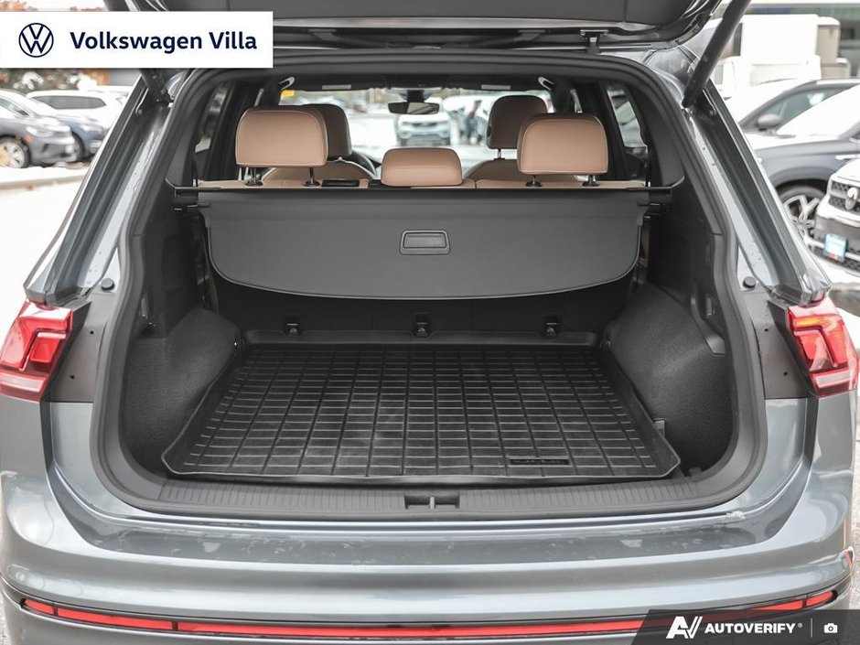 2024 Volkswagen Tiguan Comfortline R-Line Black 2.0T 8sp at w/Tip 4M-10