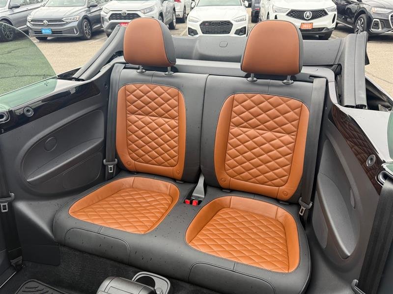 2019 Volkswagen Beetle Wolfsburg Edition Convertible 2.0T 6sp at w/Tip-11