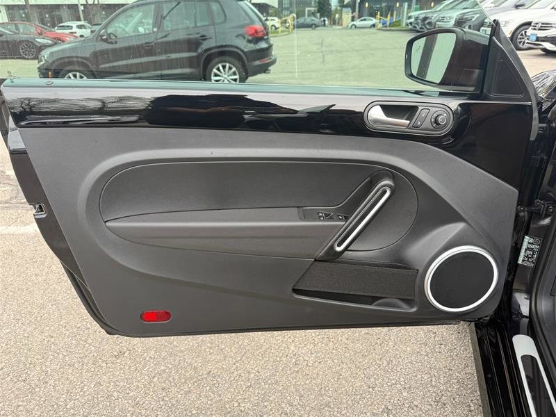 2019 Volkswagen Beetle Wolfsburg Edition Convertible 2.0T 6sp at w/Tip-7