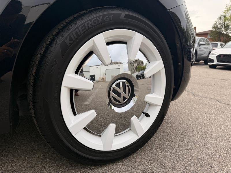 2019 Volkswagen Beetle Wolfsburg Edition Convertible 2.0T 6sp at w/Tip-19