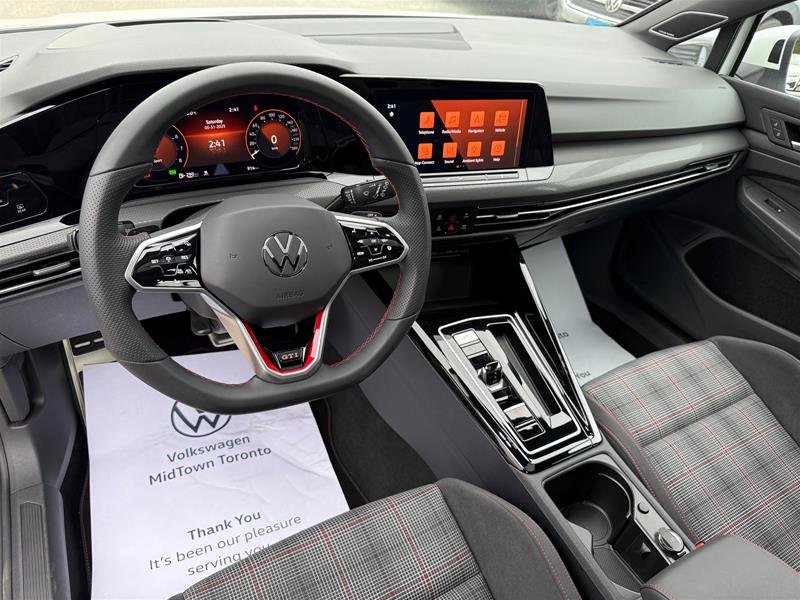 2024 Volkswagen Golf GTI Performance Auto-7