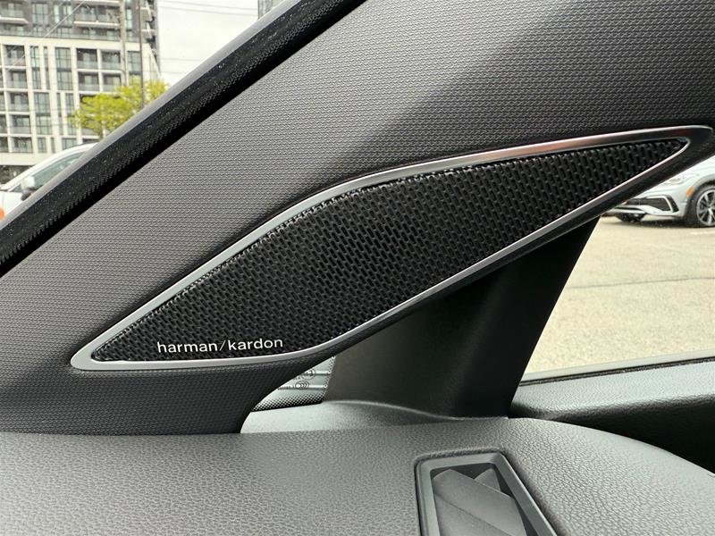 2024 Volkswagen Golf GTI Performance Auto-19