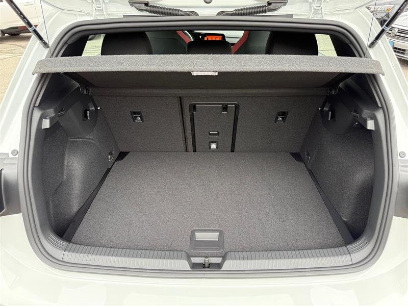 2024 Volkswagen Golf GTI Performance Auto-11