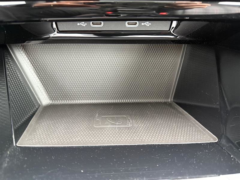 2024 Volkswagen Golf GTI Performance Auto-17