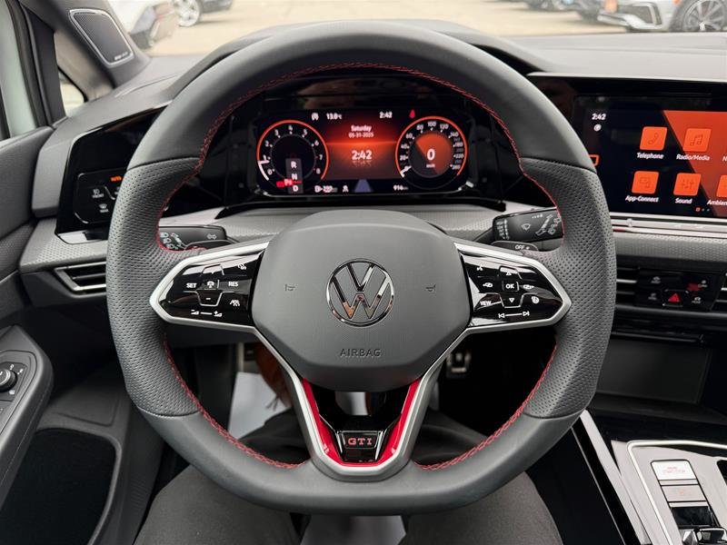 2024 Volkswagen Golf GTI Performance Auto-9