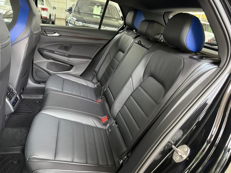 2024 Volkswagen Golf R 2.0 T 6Sp-10