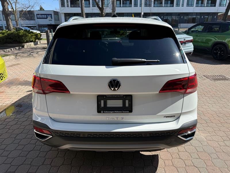 2022 Volkswagen Taos Highline 1.5T 7sp at DSG w/ Tip 4M-5