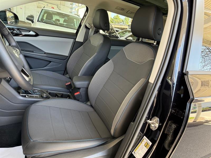 2024 Volkswagen Taos Comfortline 1.5T 7Sp Black Edition-8