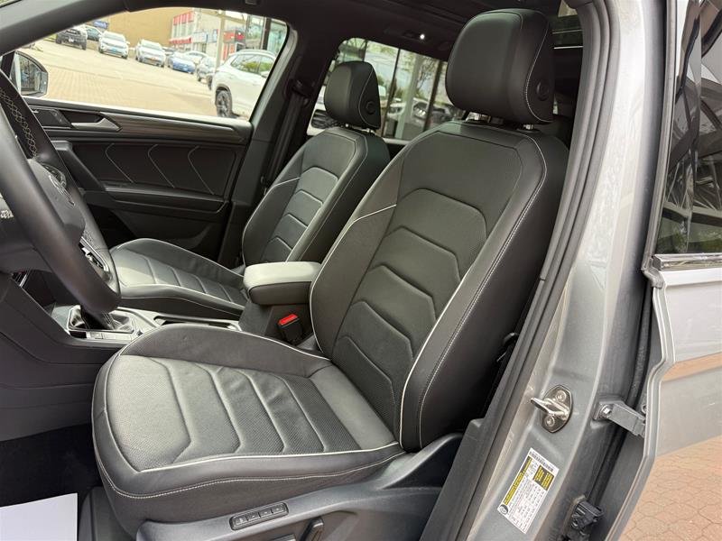 2023 Volkswagen Tiguan Highline 2.0T 8sp at w/Tip 4M-8