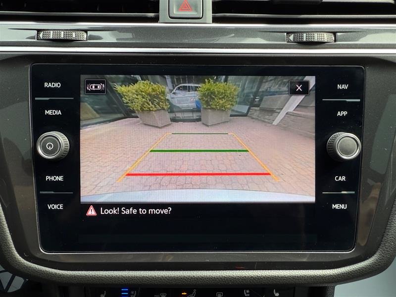 2023 Volkswagen Tiguan Highline 2.0T 8sp at w/Tip 4M-16