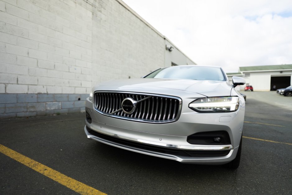 2022 Volvo S90 Inscription-2