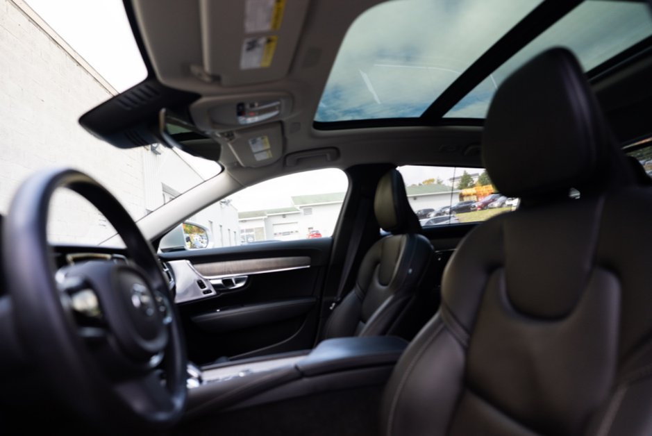 2022 Volvo S90 Inscription-9