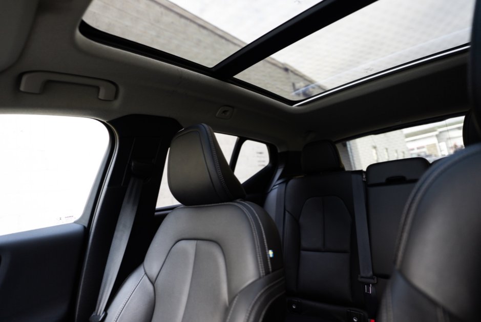 2021 Volvo XC40 Momentum-14