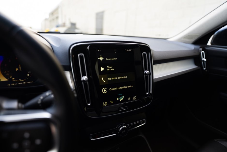 2021 Volvo XC40 Momentum-12