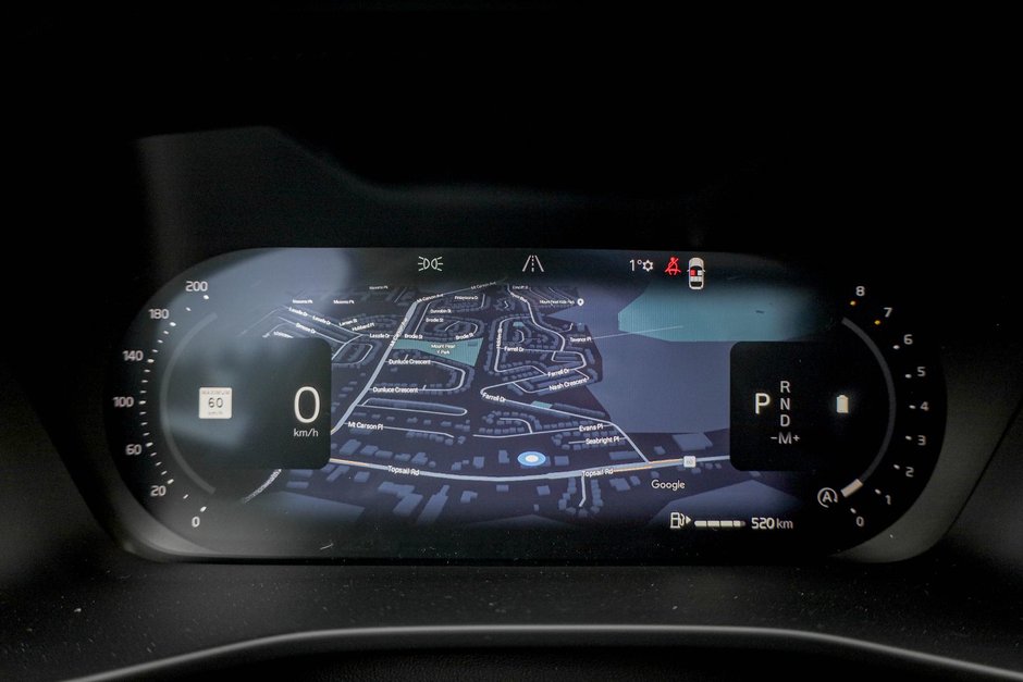 2026 Volvo XC40 Plus (Dark Theme)-13