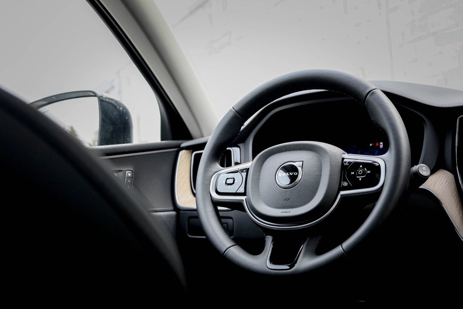 2026 Volvo XC60 Plug-in hybrid Plus-18