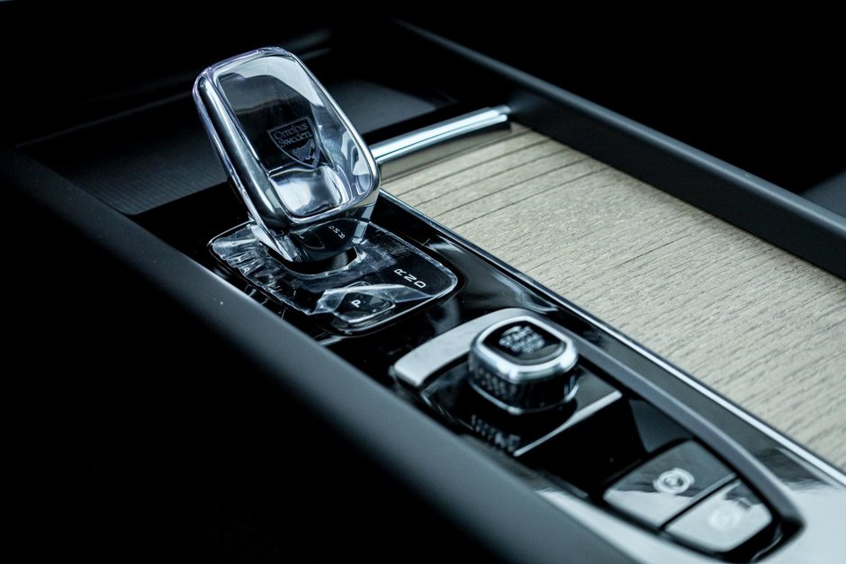 2026 Volvo XC60 Plug-in hybrid Plus-13