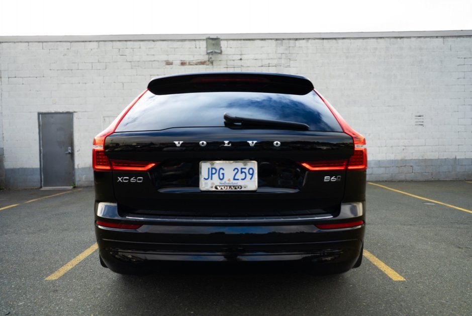 2022 Volvo XC60 Momentum-4