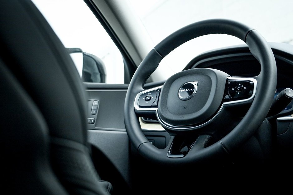 2026 Volvo XC60 Plus-19