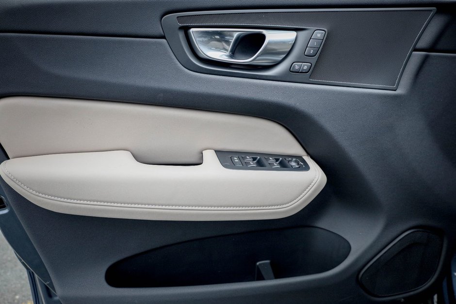 2026 Volvo XC60 Core-9