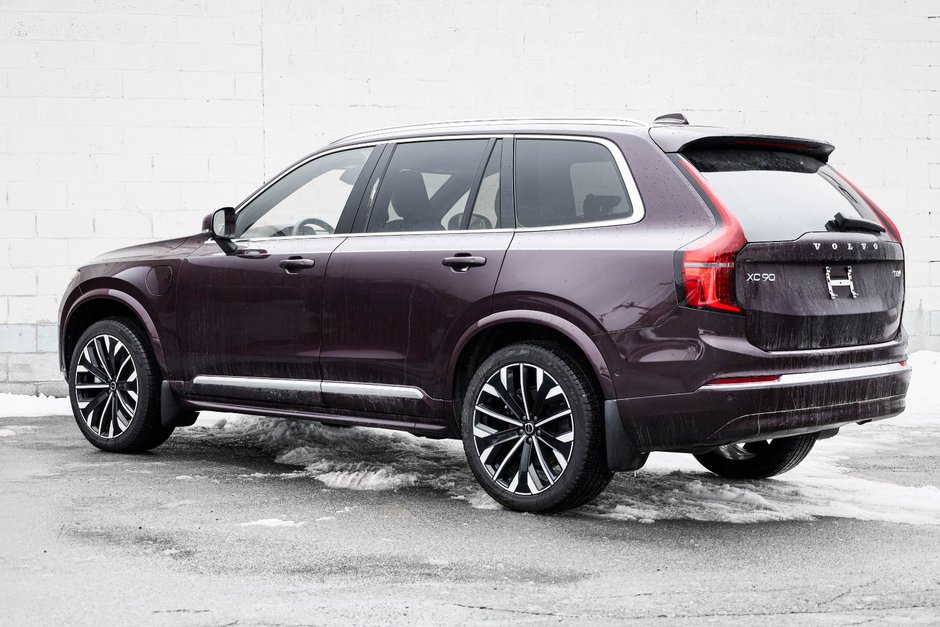 2026 Volvo XC90 Plug-in hybrid Plus 7-Seater (Bright Theme)-6
