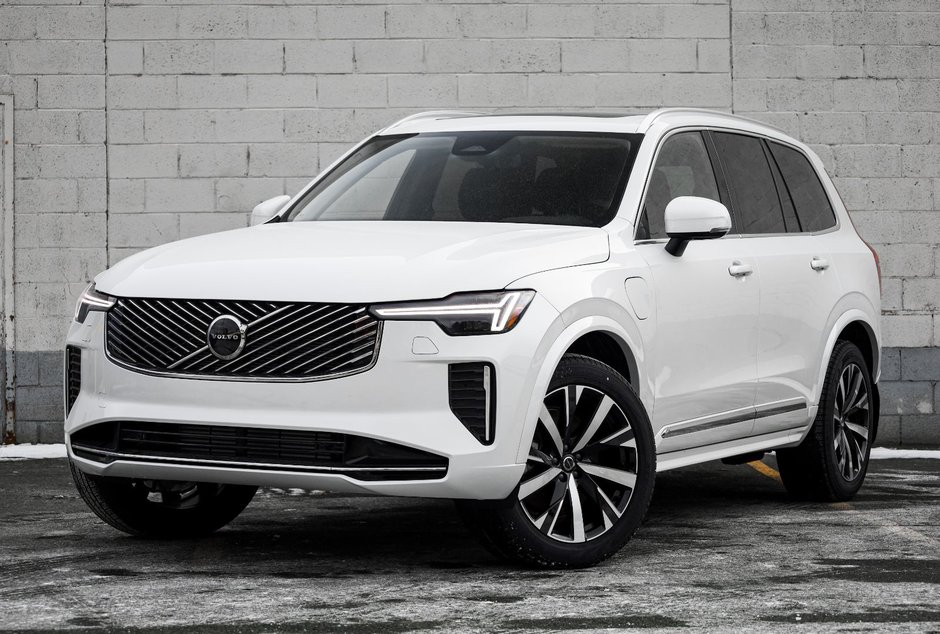 2026 Volvo XC90 Plug-in hybrid Core 7-Seater (Bright Theme)-2