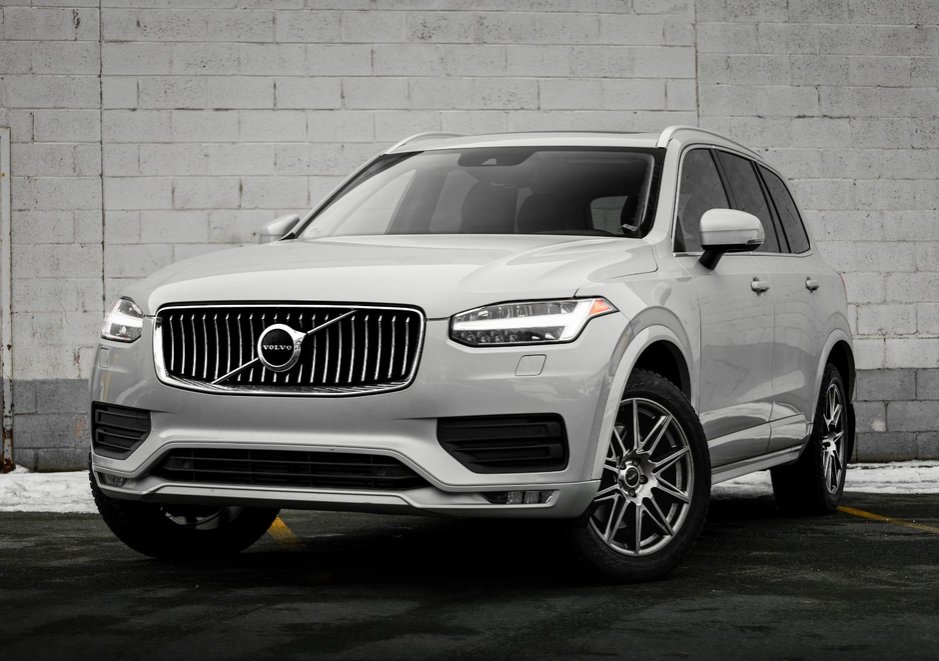 2022 Volvo XC90 Momentum-2