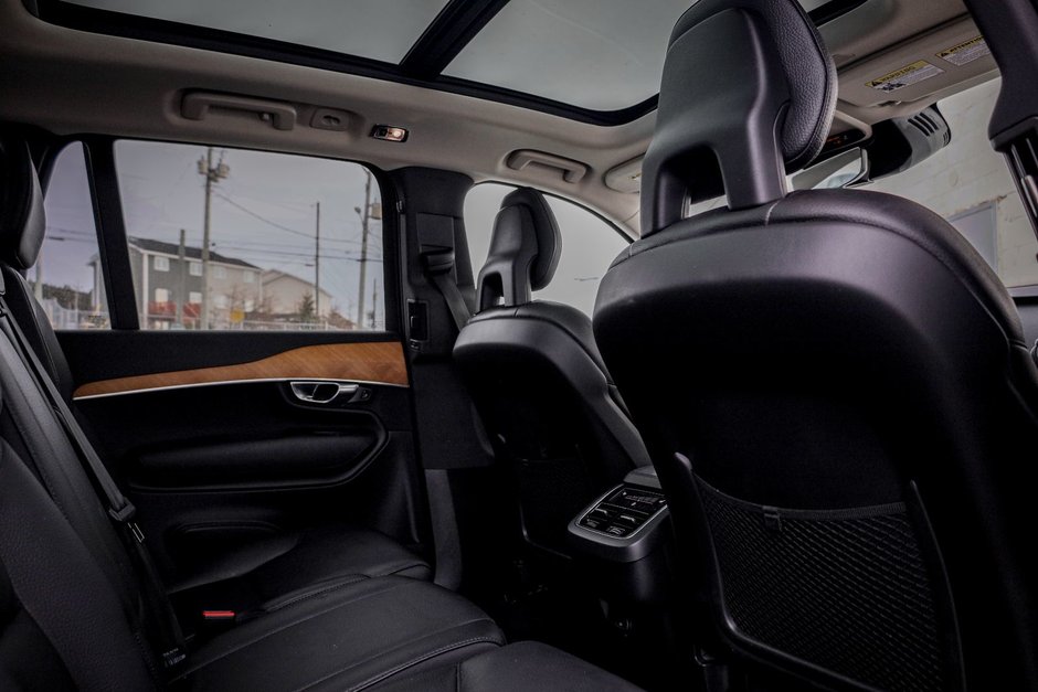 2022 Volvo XC90 Momentum-15