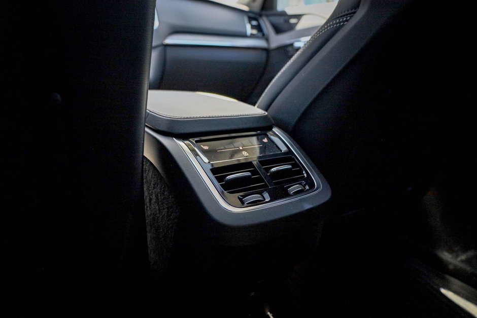 2022 Volvo XC90 Inscription-13