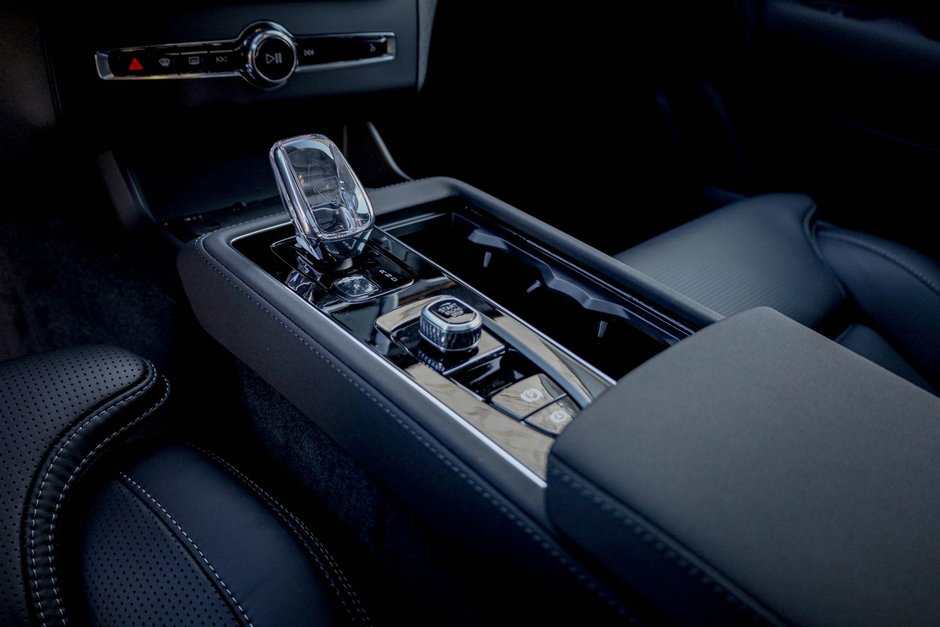 2026 Volvo XC90 Ultra 6-Seater (Bright Theme)-12