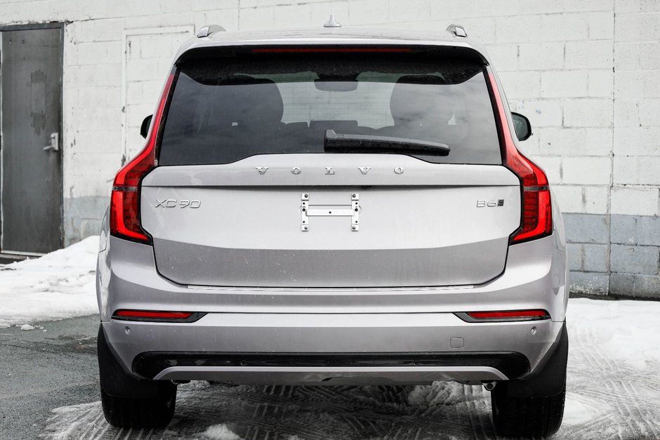 2026 Volvo XC90 Plus 7-Seater (Dark Theme)-7