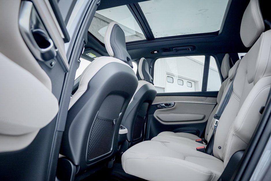 2026 Volvo XC90 Core 7-Seater (Bright Theme)-18