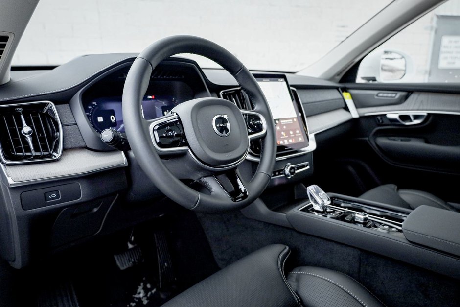 2026 Volvo XC90 Ultra 7-Seater (Bright Theme)-12