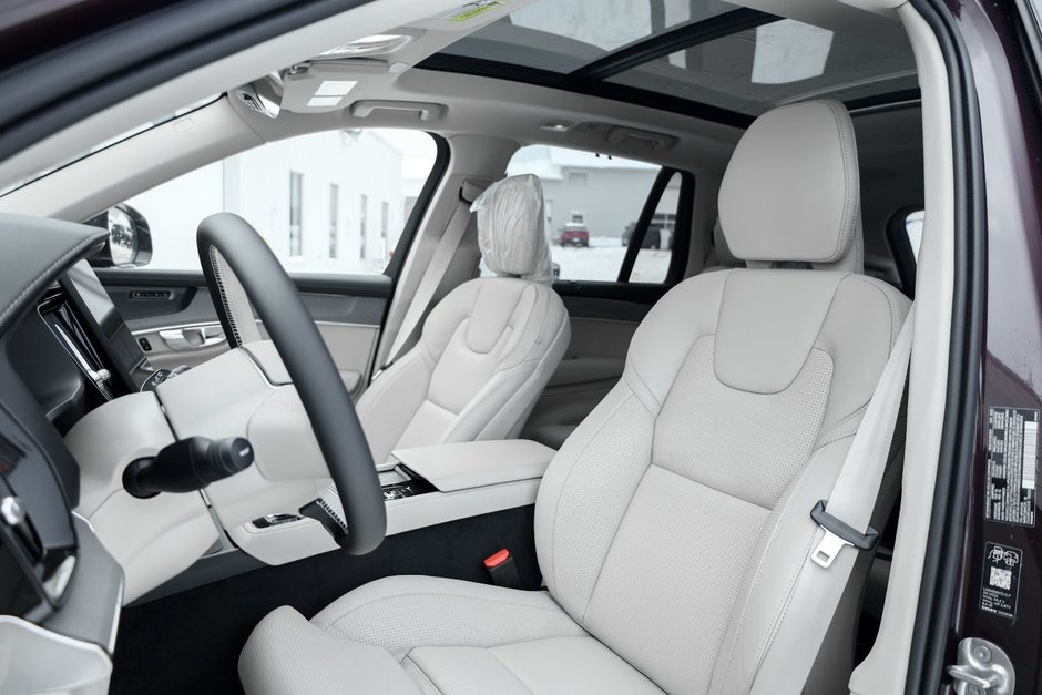 2026 Volvo XC90 Ultra 6-Seater (Bright Theme)-12