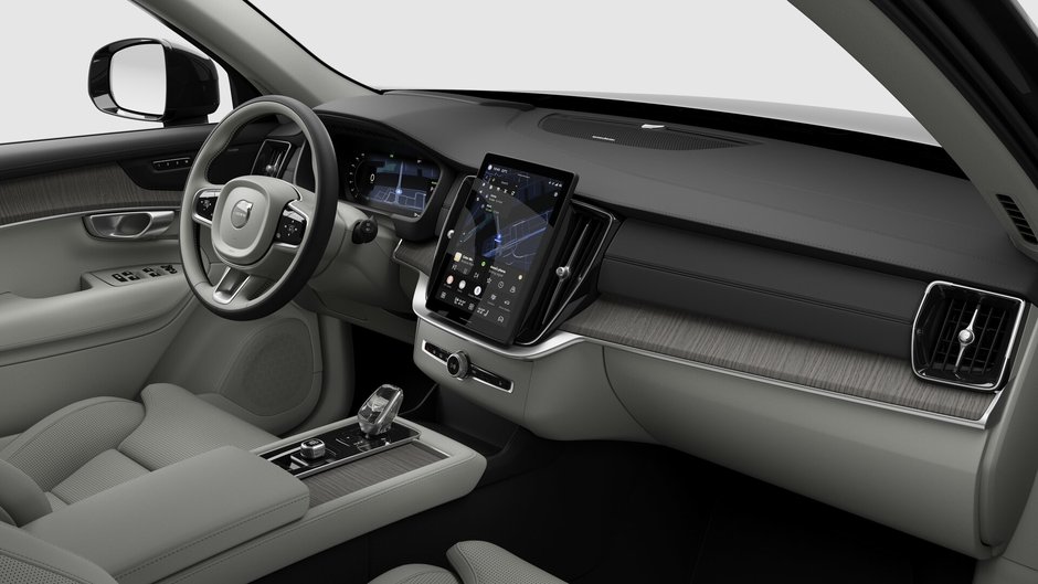 2026 Volvo XC90 Ultra 7-Seater (Dark Theme)-9