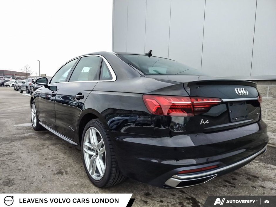 2022 Audi A4 SEDAN TECHNIK-10