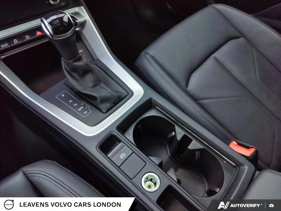 2025 Audi Q3 BASE-17