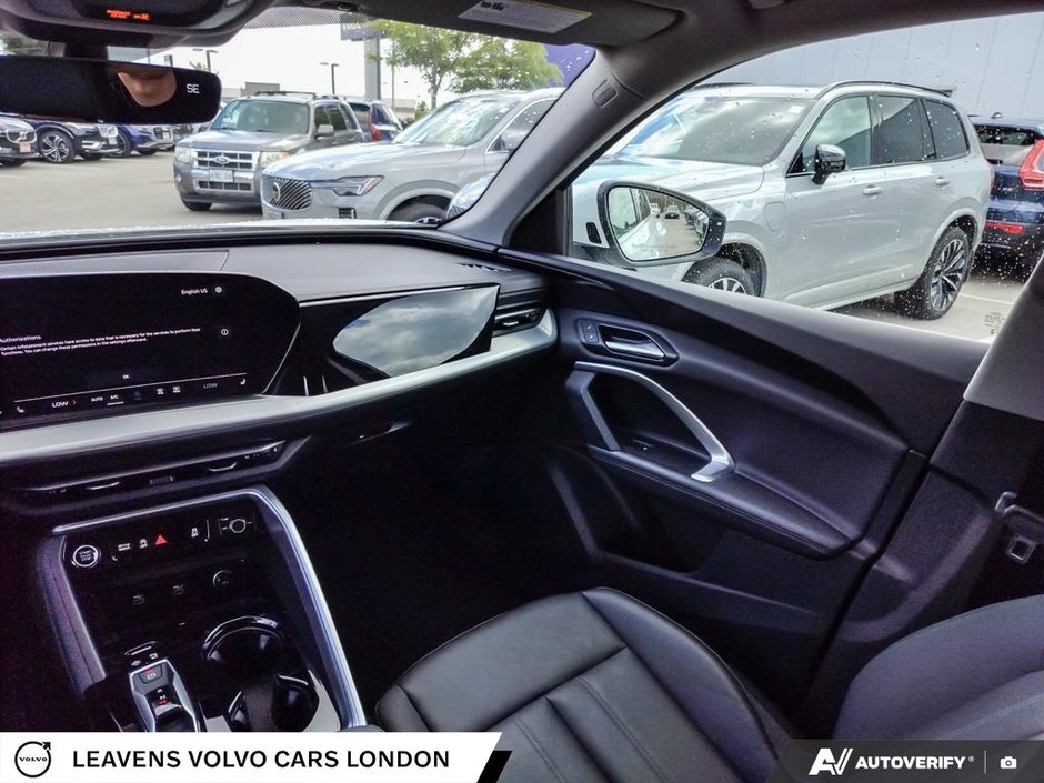 2025 Audi Q5 BASE-24
