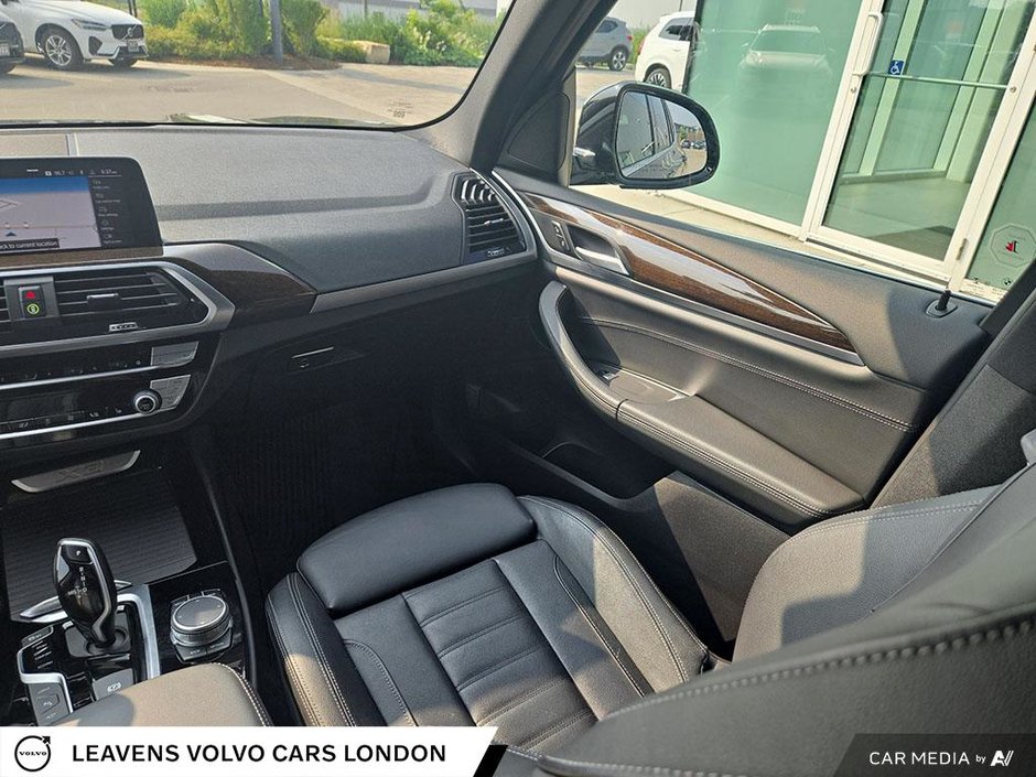 2021 BMW X3 XDRIVE30E-28