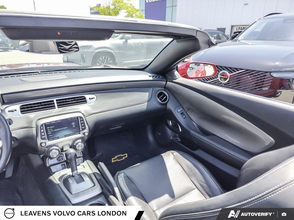 2014 Chevrolet CAMARO 2LT-24